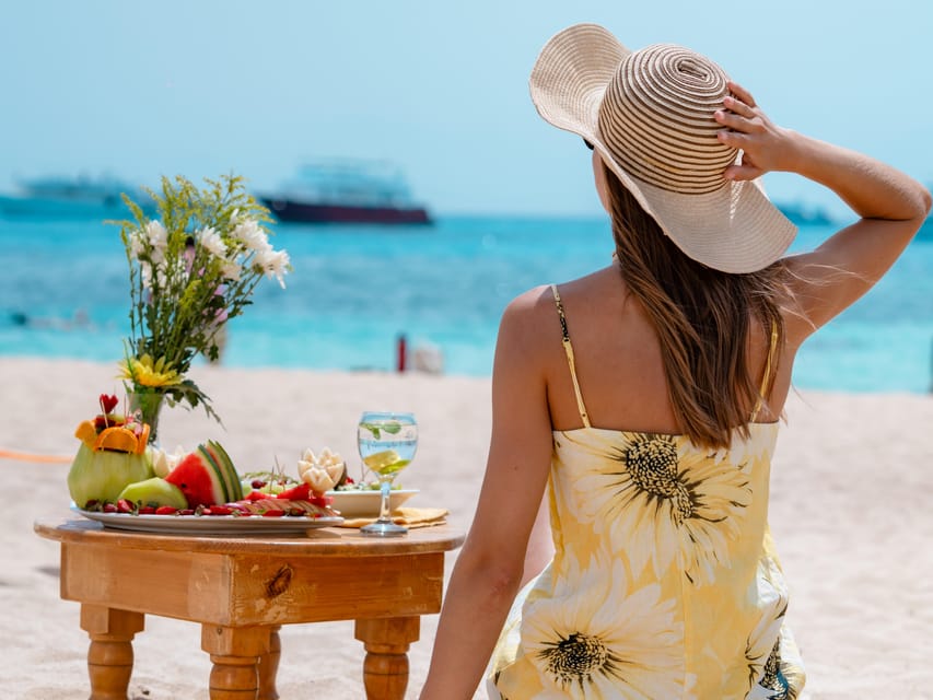 Hula hula Island​