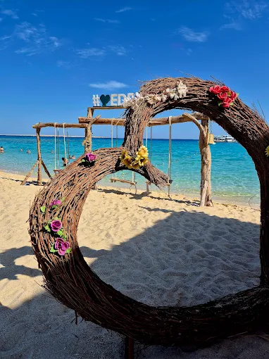Eden Island​